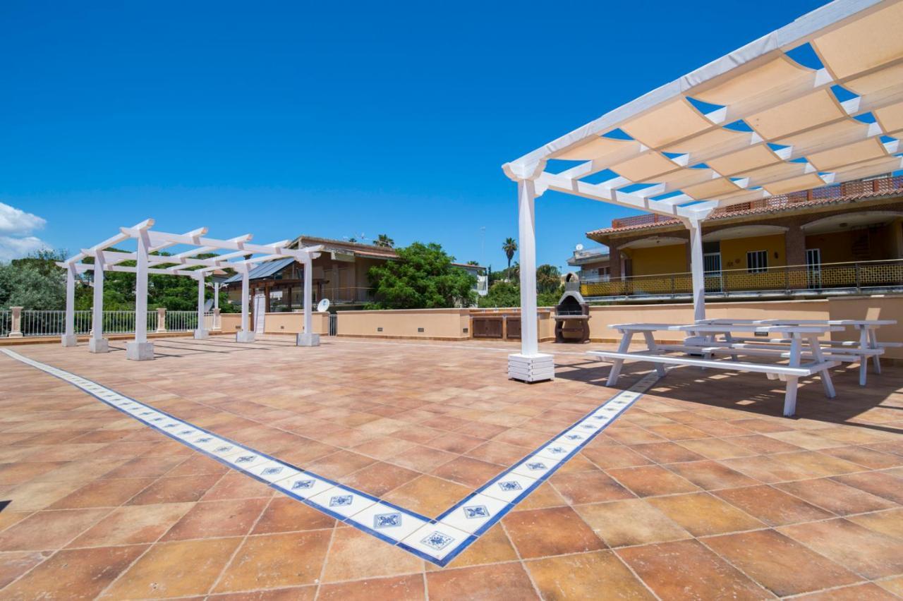 Villa Sajonara Elvira Fontane Bianche Exterior foto